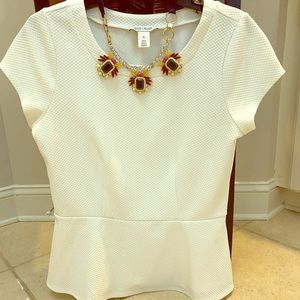 White House Black Market textured top Medium EUC